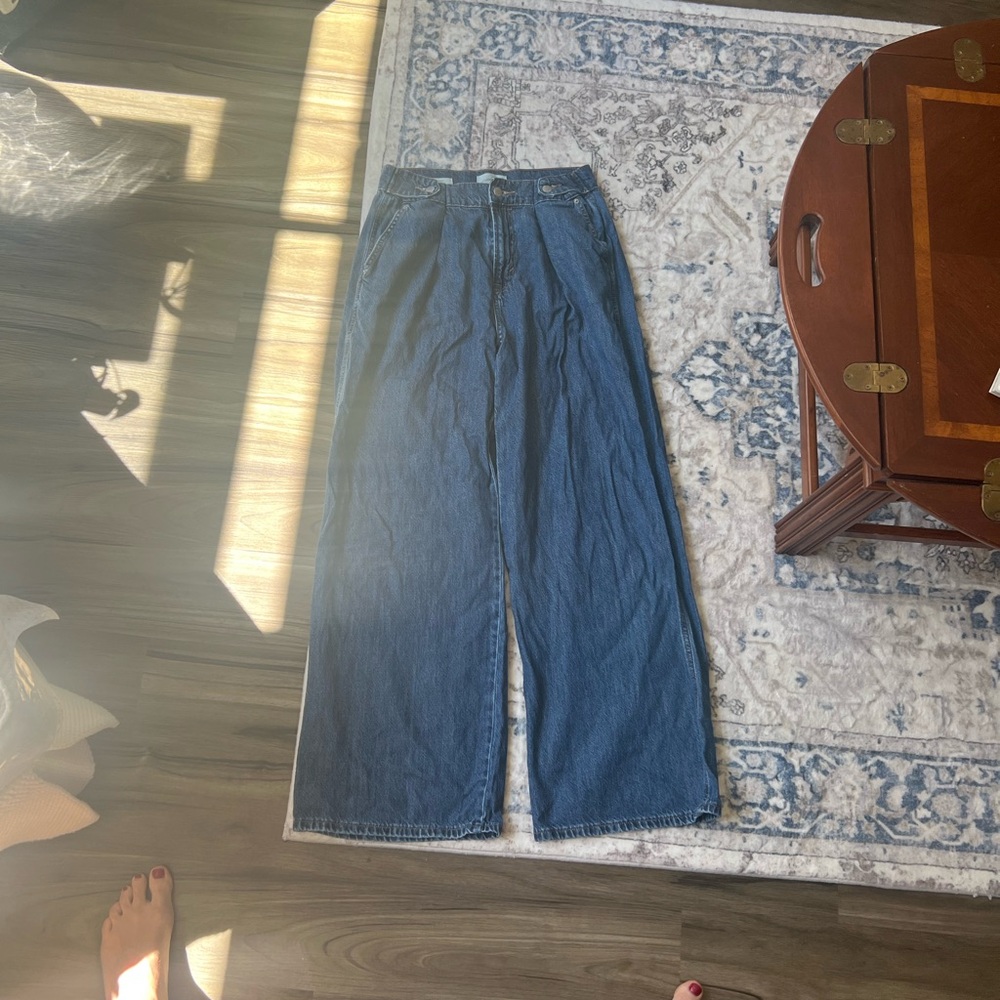 Universal Thread Blue Wide Leg Jeans